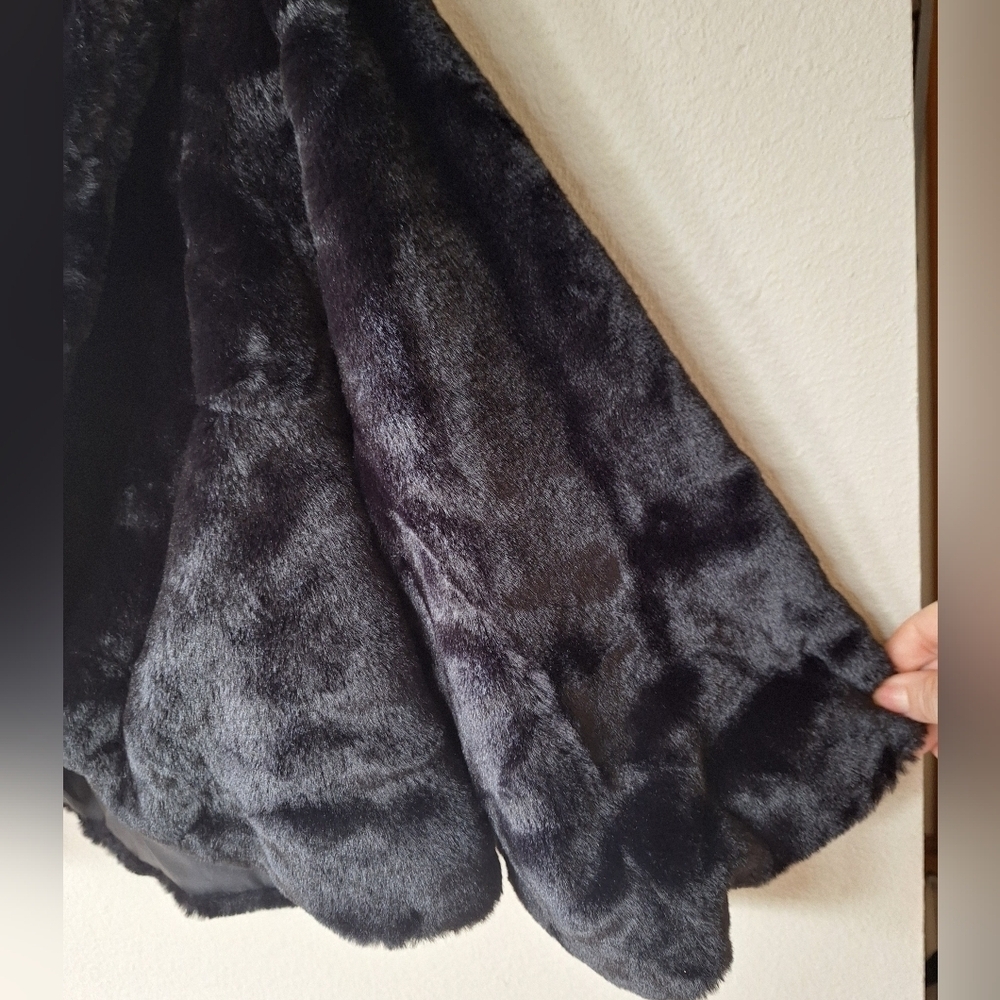 WD NY  Womens Black Faux Fur Cropped Open Jacket Size XL - Picture 3 of 7